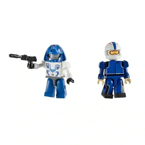 KRE-O  Transformers Mirage 2 in 1 Build - Picture 5 of 5